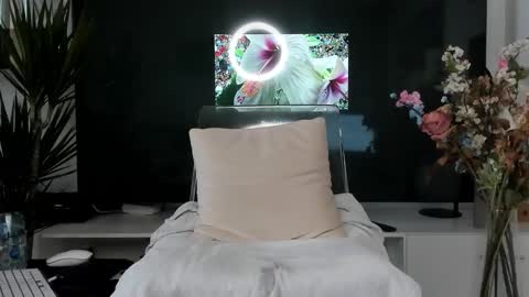 babyallya online show from September 12, 2025, 7:52 am