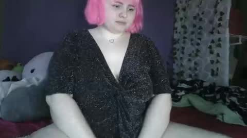 Snapshot of babycakespnw710 chatting on February 16, 2026, 1:24 am babycakespnw710 online show from February 16, 2026, 1:24 am