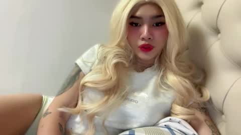 Clara online show from March 4, 2026, 3:18 pm