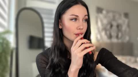 Baby Coffee online show from October 19, 2025, 9:21 am