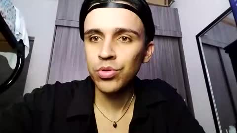 Snapshot of babydarkpink chatting on October 19, 2025, 9:59 pm Dani online show from October 19, 2025, 9:59 pm