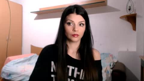 Snapshot of babydoll122060 chatting on January 22, 2025, 8:49 pm Eli online show from January 22, 2025, 8:49 pm