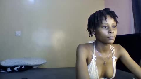 Snapshot of babydoll_230 chatting on April 16, 2026, 3:02 pm Babydoll 230 online show from April 16, 2026, 3:02 pm