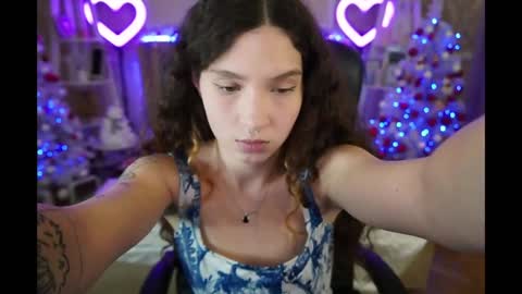 Snapshot of babyflowerr chatting on January 6, 2025, 7:56 pm Sasha online show from January 6, 2025, 7:56 pm