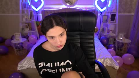 Snapshot of babyflowerr chatting on January 15, 2025, 11:19 pm Sasha online show from January 15, 2025, 11:19 pm