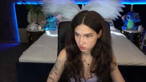 Snapshot of babyflowerr chatting on October 22, 2025, 6:51 pm Sasha online show from October 22, 2025, 6:51 pm