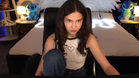 Snapshot of babyflowerr chatting on November 5, 2025, 8:20 pm Sasha online show from November 5, 2025, 8:20 pm