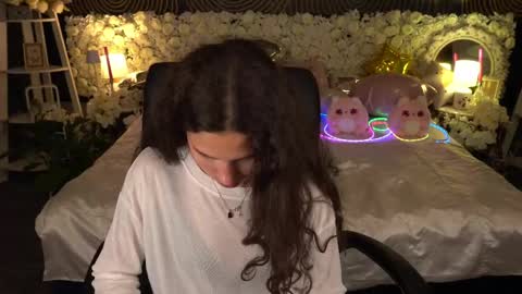 Sasha online show from May 13, 2026, 7:11 pm