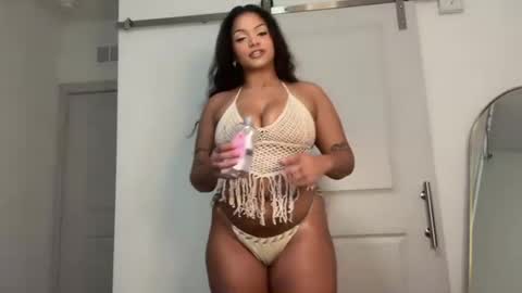 Jaz online show from December 1, 2025, 6:46 pm