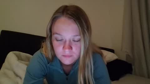 babykay03 online show from November 8, 2025, 10:48 am