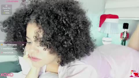 Baby Lee W online show from December 20, 2024, 8:06 am