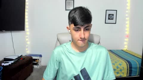 babymaik online show from September 17, 2025, 5:25 pm