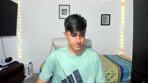 babymaik online show from October 8, 2025, 9:01 pm