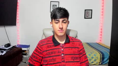 babymaik online show from October 15, 2025, 8:31 pm