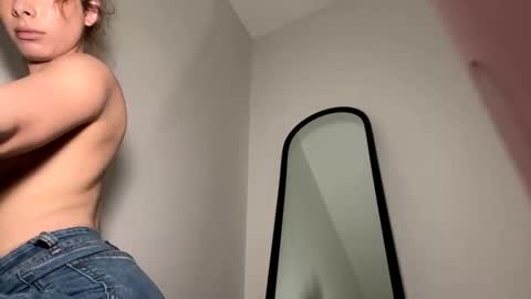 babyprincesslovergirl online show from February 11, 2026, 7:19 pm