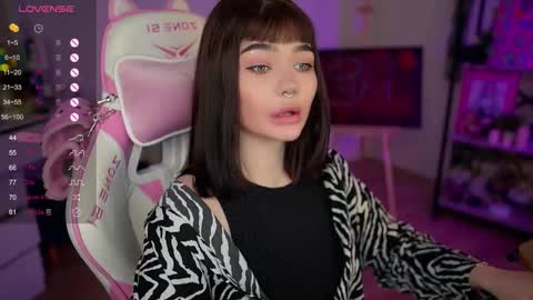 Nika online show from January 20, 2025, 1:39 am