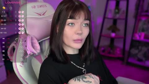 Nika online show from February 22, 2025, 10:52 pm