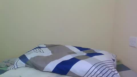 PRISCILLAH online show from September 24, 2025, 8:56 pm