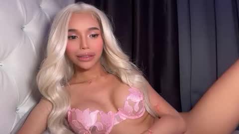 Snapshot of babysabrinaxx chatting on October 22, 2025, 7:24 pm babysabrinaxx online show from October 22, 2025, 7:24 pm