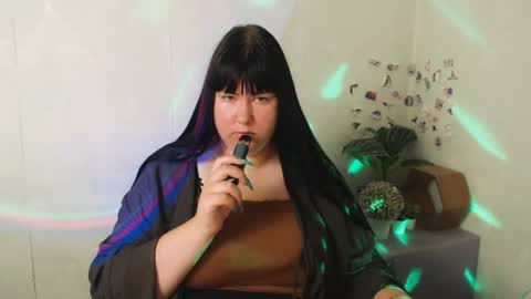 Snapshot of babytaera_ chatting on June 11, 2026, 6:33 am BabyTaera online show from June 11, 2026, 6:33 am