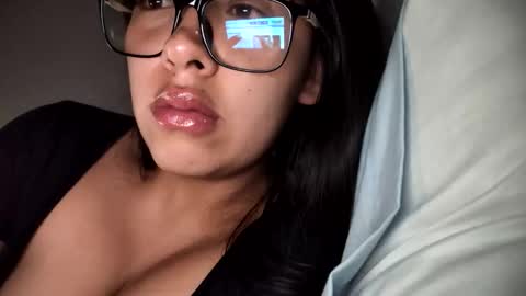  Gisselle  online show from April 3, 2026, 9:18 am