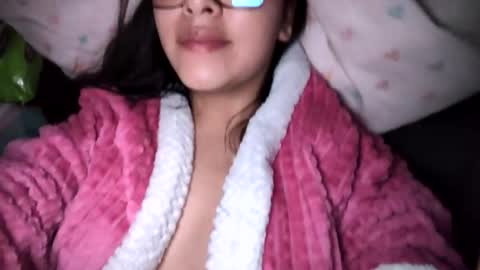  Gisselle  online show from May 9, 2026, 10:53 am