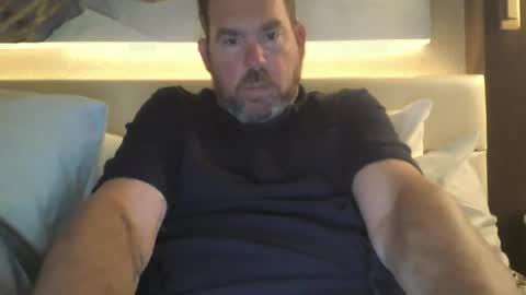 Snapshot of backofyourholes chatting on June 18, 2026, 8:14 am backofyourholes online show from June 18, 2026, 8:14 am