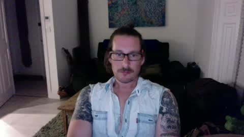 Snapshot of bad_dad43 chatting on July 13, 2026, 9:50 pm Bad dad43 online show from July 13, 2026, 9:50 pm
