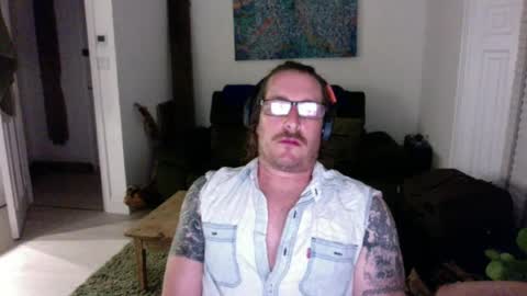 Snapshot of bad_dad43 chatting on July 14, 2026, 2:05 am Bad dad43 online show from July 14, 2026, 2:05 am