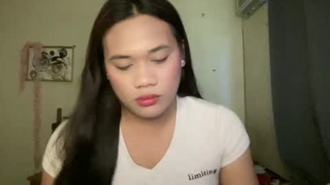 AMARA - FOLLOW ME AND THUMBS UP online show from April 15, 2026, 1:56 am