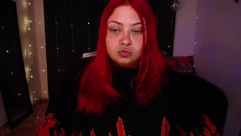 Scarlett online show from February 17, 2025, 11:42 pm