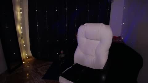 Scarlett online show from February 18, 2025, 11:08 pm