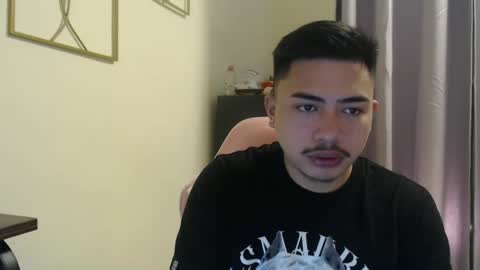 Snapshot of badboy_hanns chatting on October 10, 2025, 9:25 pm HANNS online show from October 10, 2025, 9:25 pm