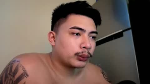 Snapshot of badboy_hanns chatting on October 20, 2025, 3:29 am HANNS online show from October 20, 2025, 3:29 am