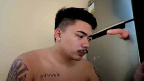 Snapshot of badboy_hanns chatting on October 22, 2025, 3:40 am HANNS online show from October 22, 2025, 3:40 am