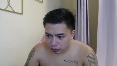 Snapshot of badboy_hanns chatting on October 25, 2025, 5:59 am HANNS online show from October 25, 2025, 5:59 am