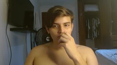 badbunny_69_ online show from February 9, 2026, 7:23 am