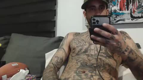 BadCouple  online show from January 17, 2026, 3:22 am