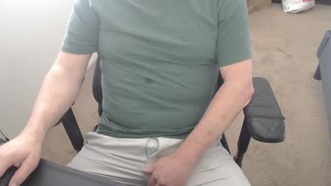 Snapshot of baddaddy77 chatting on April 12, 2026, 9:42 pm baddaddy77 online show from April 12, 2026, 9:42 pm