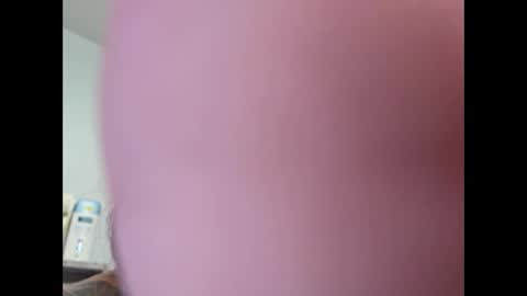 baddevil_dog online show from September 25, 2025, 10:35 pm