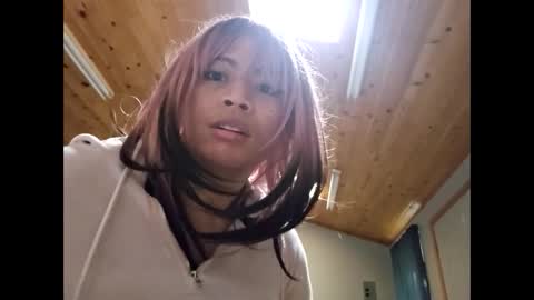 baddiee18 online show from February 18, 2025, 9:31 pm