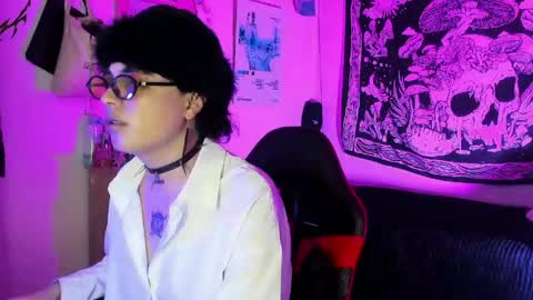 Snapshot of badfacex chatting on June 3, 2026, 1:30 am Badface online show from June 3, 2026, 1:30 am