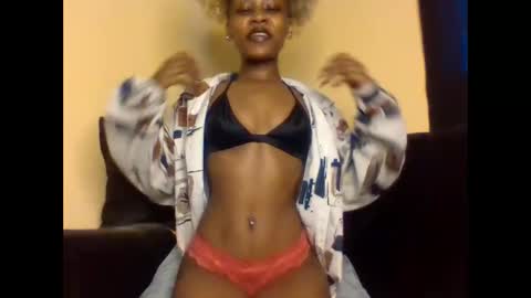 Lily. online show from December 14, 2025, 1:49 pm