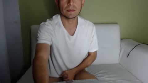 badguy707 online show from December 24, 2024, 12:44 pm