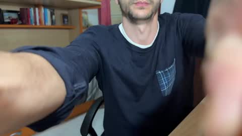 Snapshot of badguy_22 chatting on April 25, 2026, 8:06 pm Badguy online show from April 25, 2026, 8:06 pm