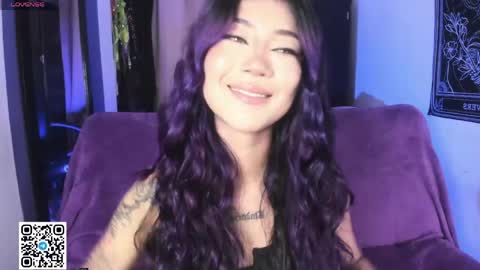 Snapshot of badkatyuska chatting on May 20, 2026, 7:09 pm Please help me to reach 100 thumbs up online show from May 20, 2026, 7:09 pm