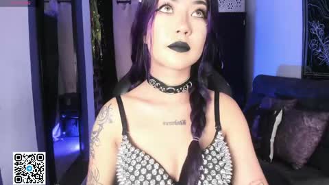 Snapshot of badkatyuska chatting on May 22, 2026, 10:04 pm Please help me to reach 100 thumbs up online show from May 22, 2026, 10:04 pm