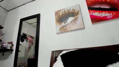 Alexandra  Independent model online show from April 14, 2026, 1:55 am