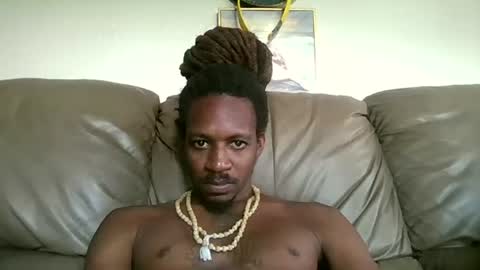 bahamian_linga online show from June 13, 2026, 6:28 pm