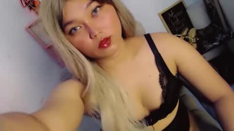 Snapshot of bahoglaway69 chatting on June 10, 2026, 5:28 am april online show from June 10, 2026, 5:28 am
